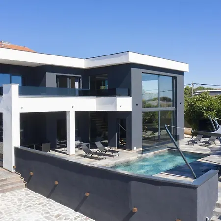 Blick Istrien In Der Naehe Des Meeres By Interhome Ferienhaus *