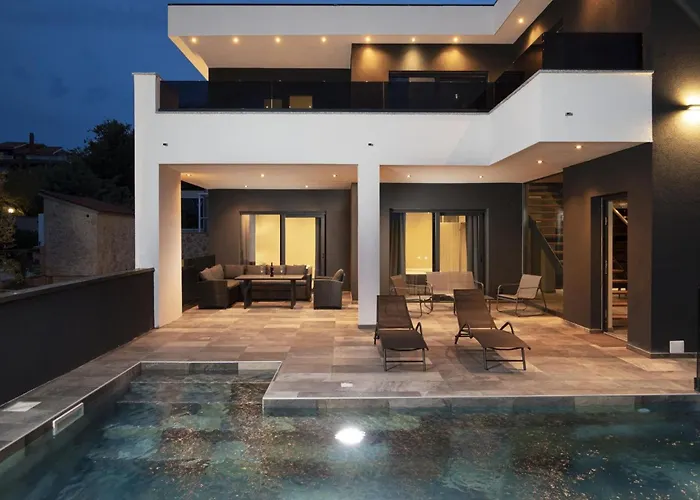 Holiday home Blick Istrien In Der Naehe Des Meeres By Interhome Liznjan